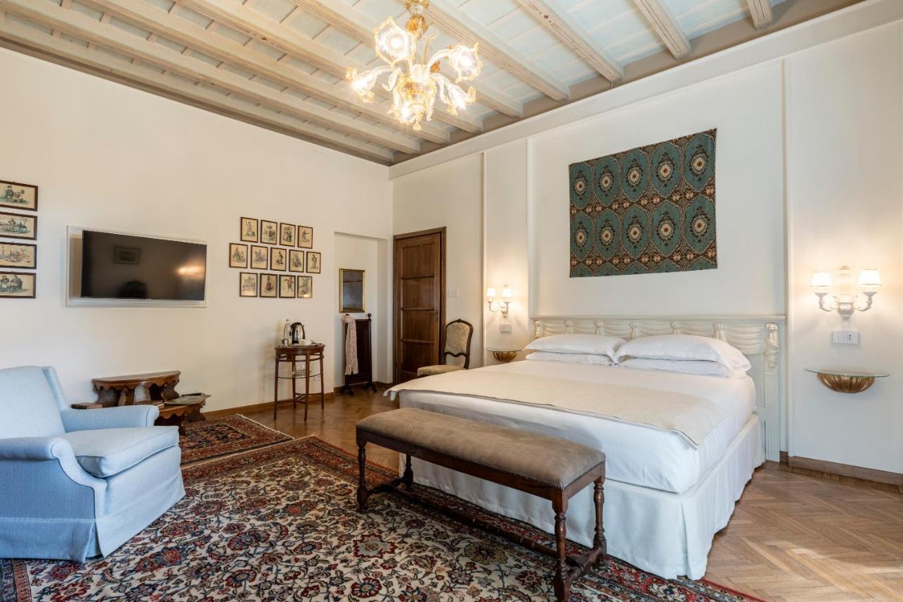 Foresteria Di Palazzo Radici 贝尔加莫 外观 照片