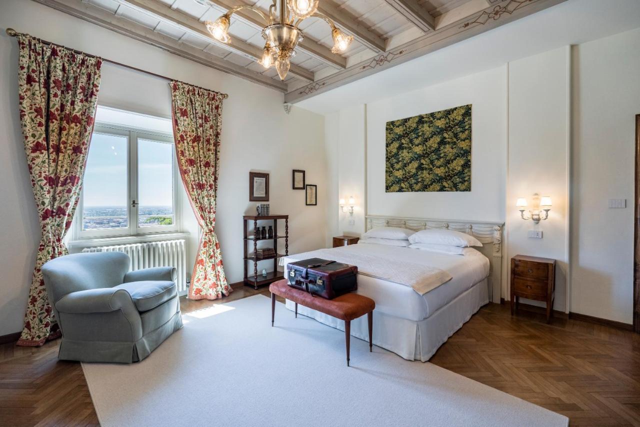 Foresteria Di Palazzo Radici 贝尔加莫 外观 照片
