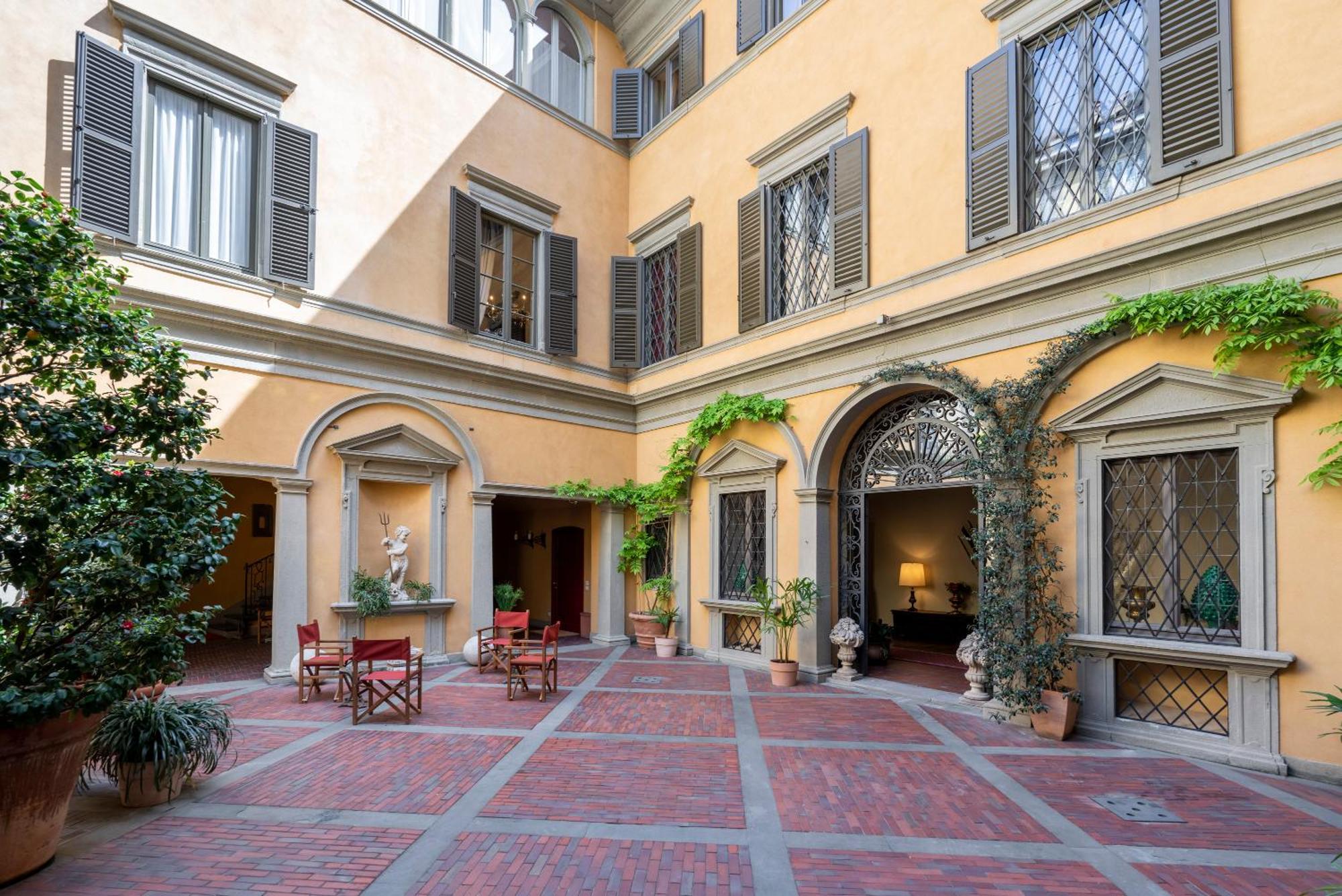 Foresteria Di Palazzo Radici 贝尔加莫 外观 照片